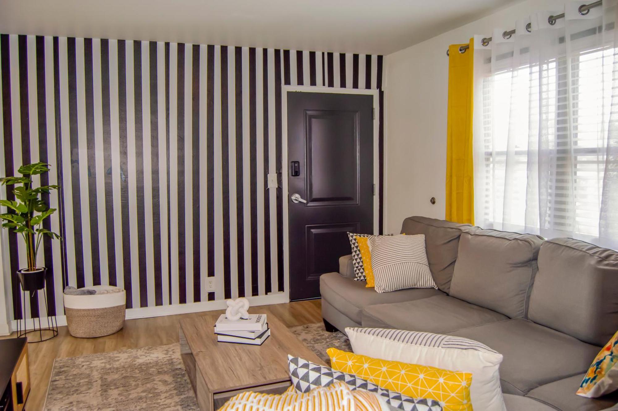 Cozy Condo, Minutes From Broadwy, Sleeps 5 Нэшвилл Экстерьер фото